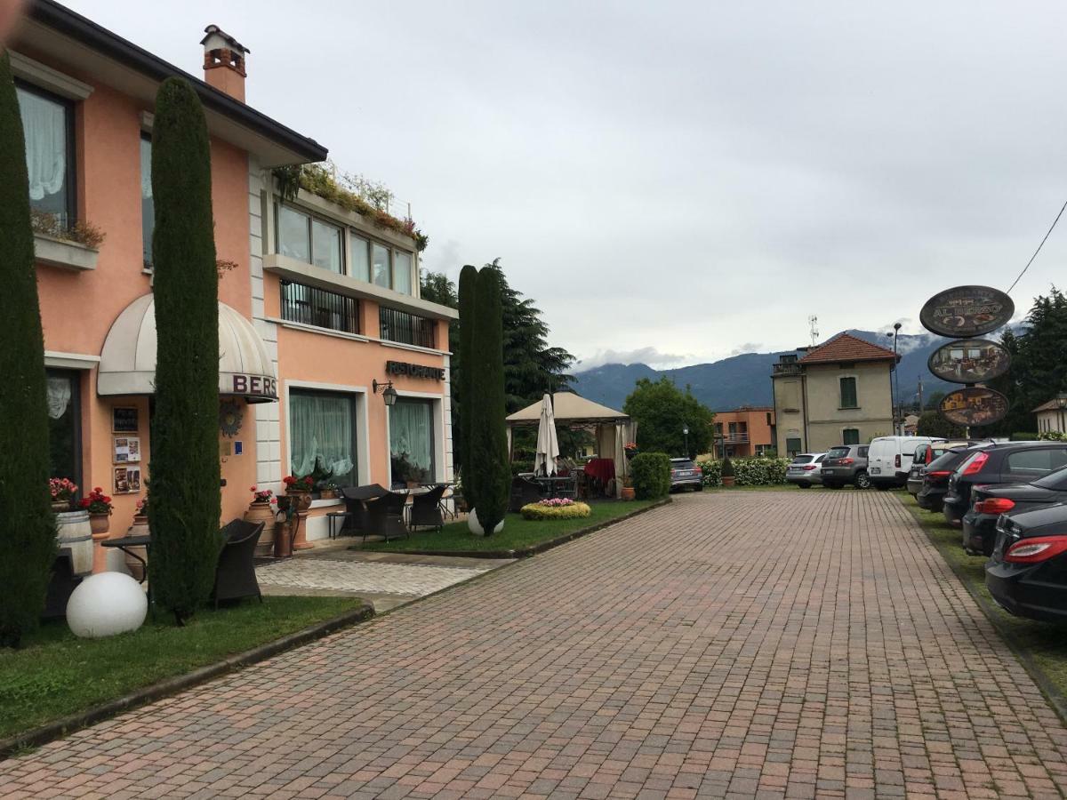 Locanda Al Berso Calco  Exteriör bild